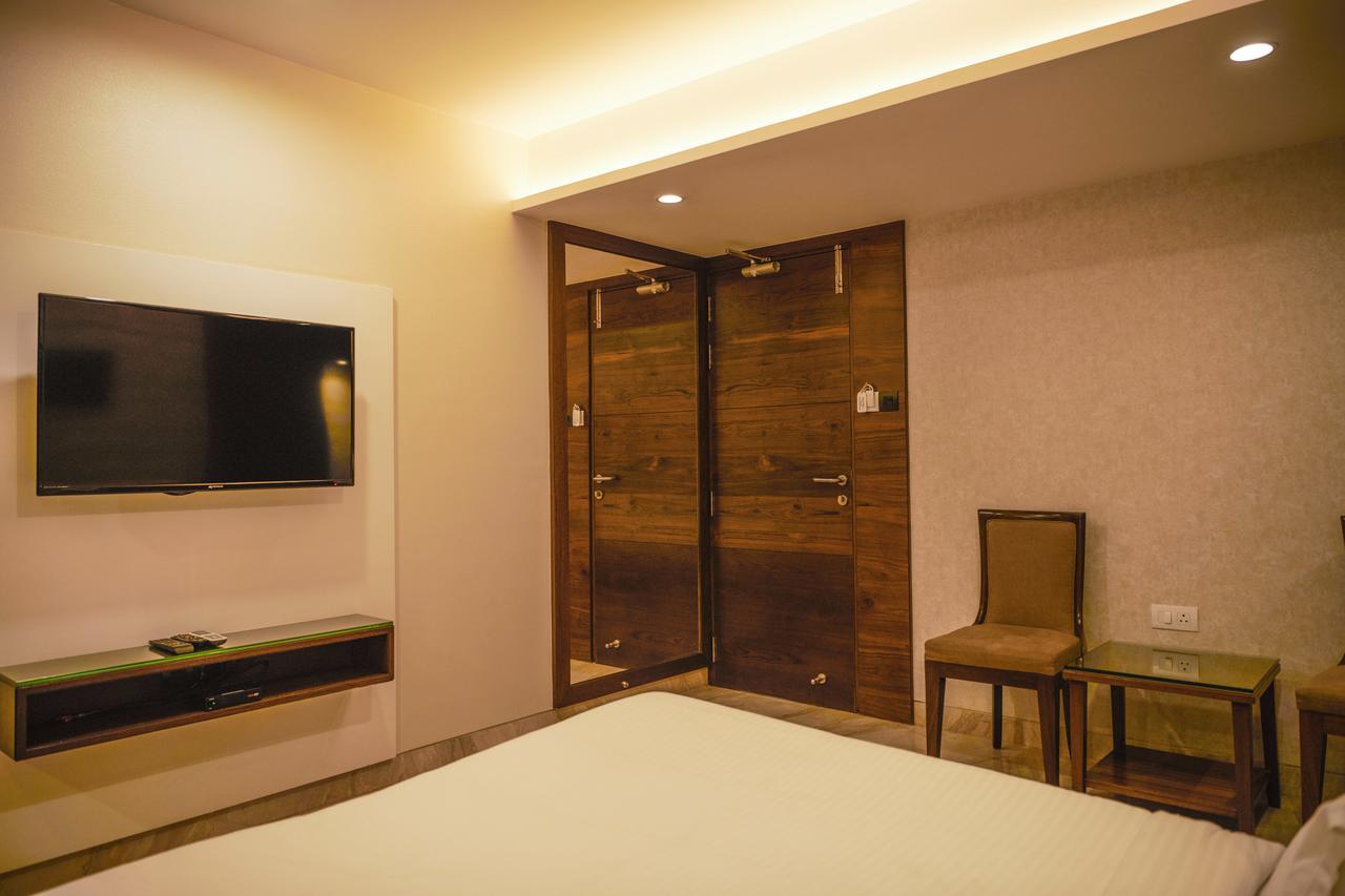 The Atithi Niwas Hotel Indore Luaran gambar