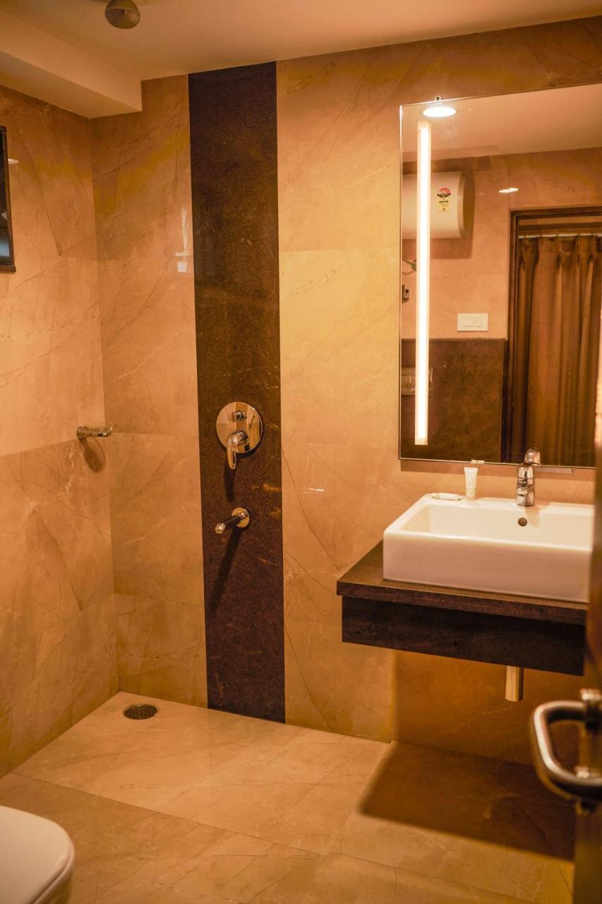 The Atithi Niwas Hotel Indore Luaran gambar