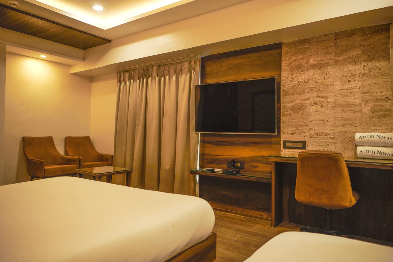 The Atithi Niwas Hotel Indore Luaran gambar